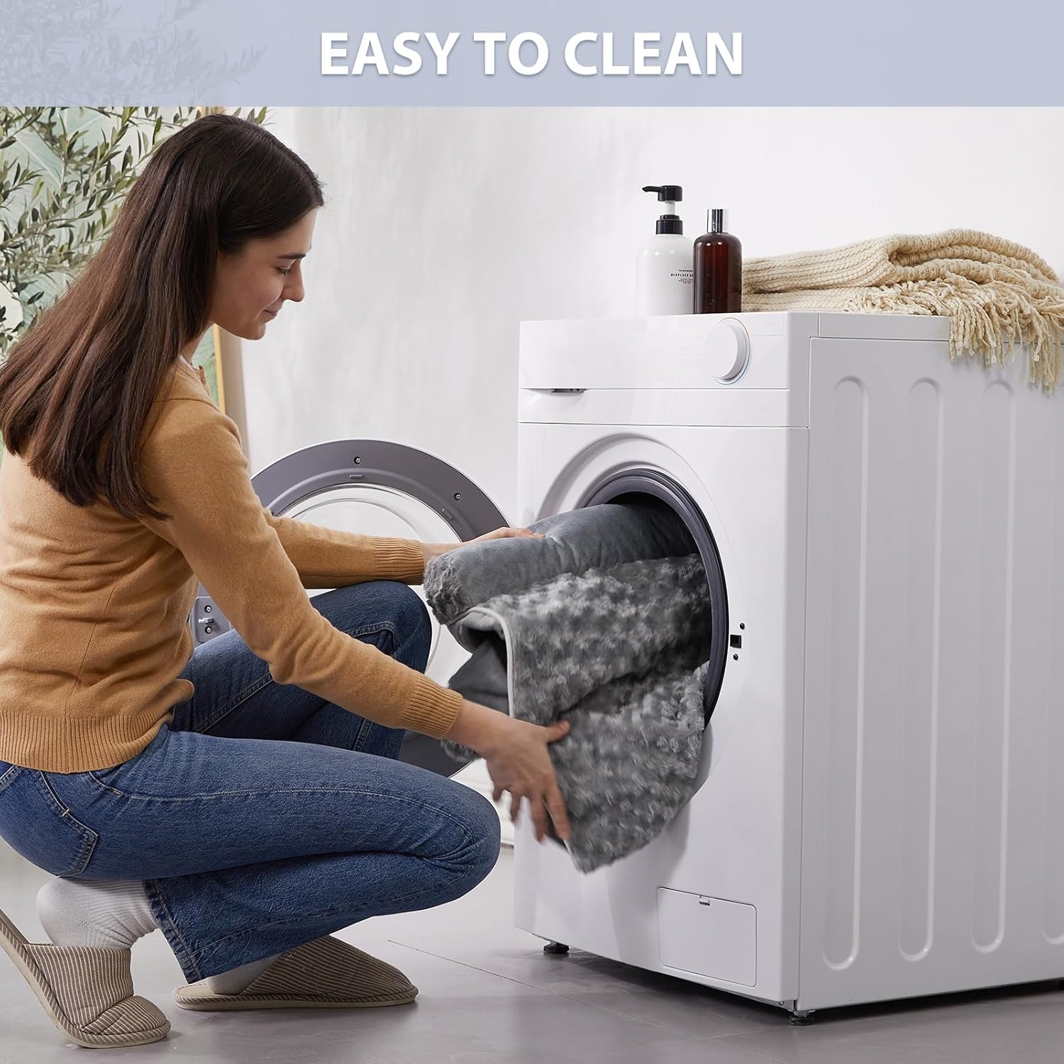 women wash bed for Pet 